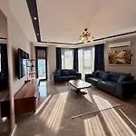 Sa Apartments! Luxury 2bd Duplex 200m To The *