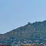 Sa Apartments! Luxury 2bd Duplex 200m To The *