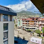 Sa Apartments! Luxury 2bd Duplex 200m To The