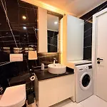 Sa Apartments! Luxury 2bd Duplex 200m To The *