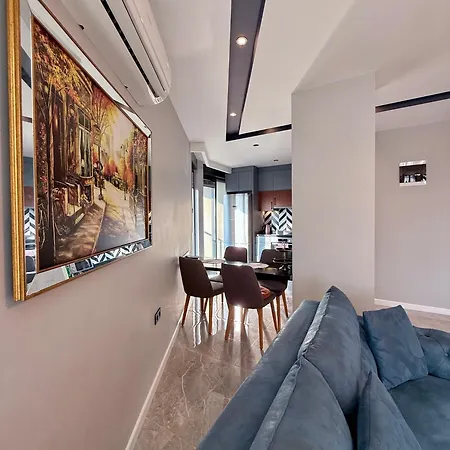 Sa Apartments! Luxury 2bd Duplex 200m To The Apartment