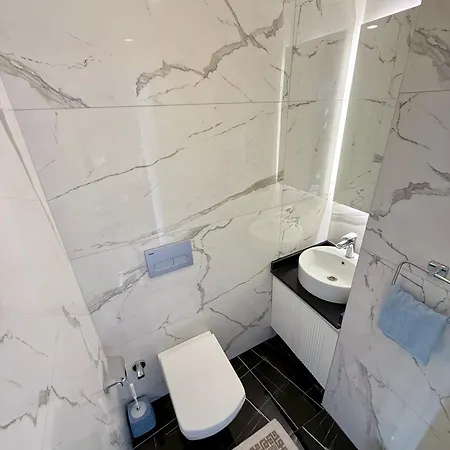 Apartment Sa Apartments! Luxury 2bd Duplex 200m To The *