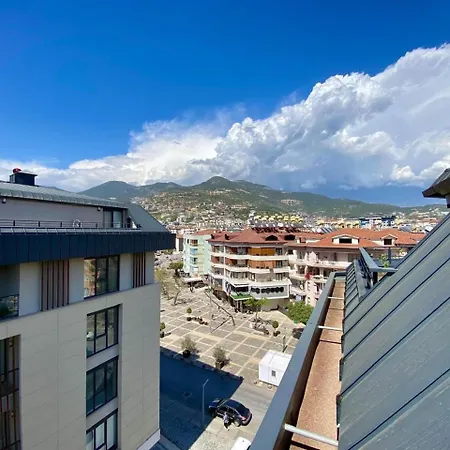 Sa Apartments! Luxury 2bd Duplex 200m To The Apartment *