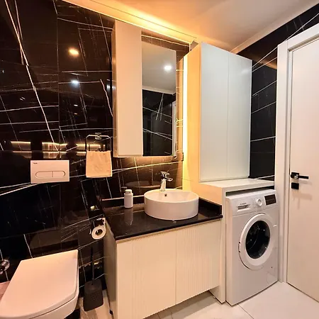 Sa Apartments! Luxury 2bd Duplex 200m To The *
