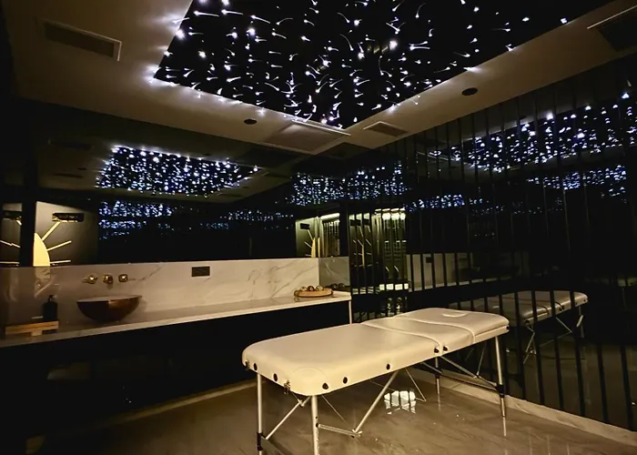 Sa Apartments! Luxury 2bd Duplex 200m To The