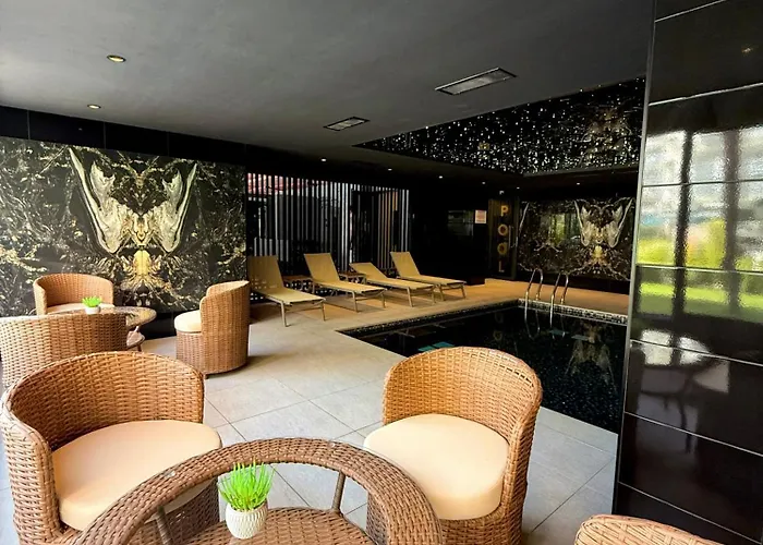 Sa Apartments! Luxury 2bd Duplex 200m To The Appartement