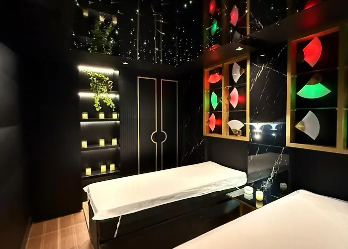 Sa Apartments! Luxury 2bd Duplex 200m To The