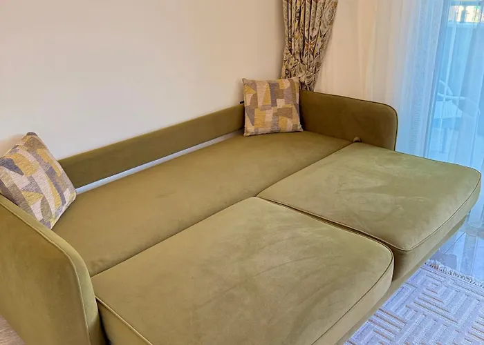 Sa Apartments! Luxury 2bd Duplex 200m To The *